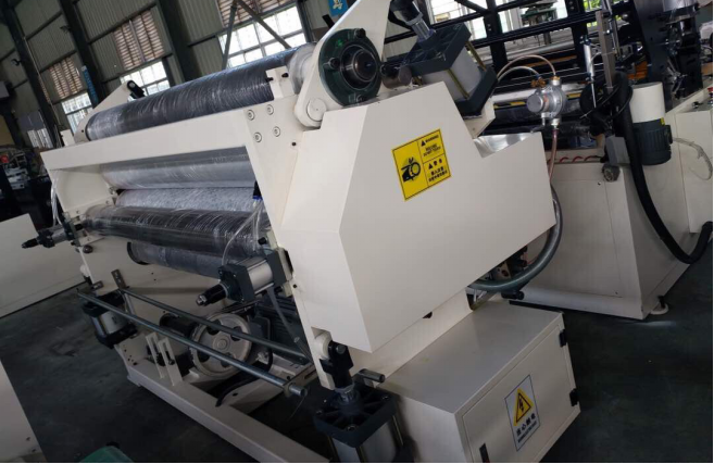 Papier hygiénique de rebobinage de panneau mural de PLC faisant des supports de la machine 7.5KW 2 9