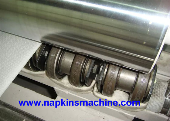 rouleau de papier hygiénique stratifié par contrôle de PLC de 1200mm faisant la machine