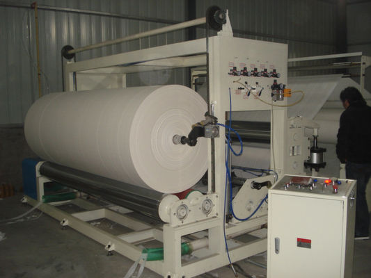 Machine de fente de petit pain de papier hygiénique et machine de rebobinage pour le petit pain industriel