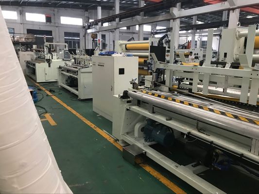 Rouleau de papier hygiénique de fente non-tissé de petit pain enorme faisant la machine