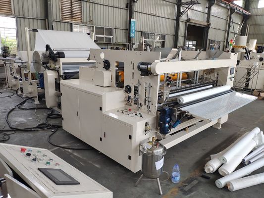 papier hygiénique de la taille 7.5KW Siemens de 90mm faisant la machine