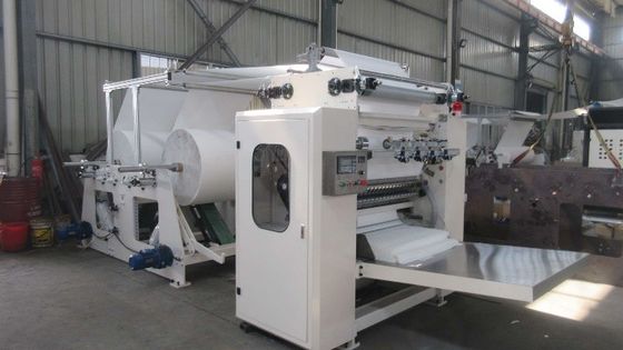 tissu facial de PLC Siemens de largeur de 1470mm faisant la machine