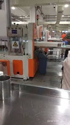 5.5KW 3000 feuilles/Min Lunch Napkin Embossing Machine